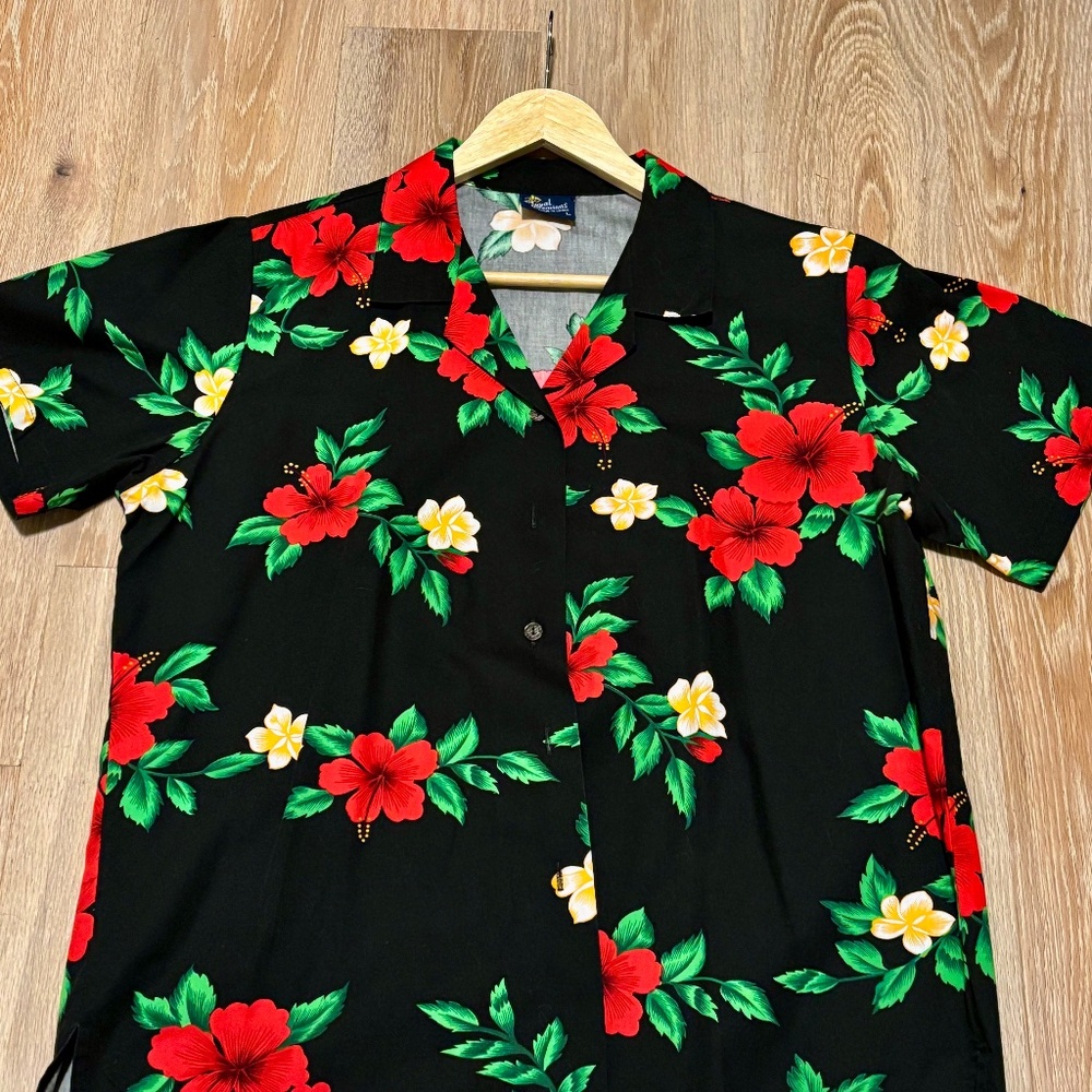 Floral Pattern Hawaiian Shirt